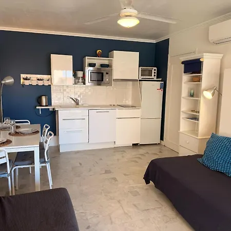 Peaceful La Pinede For Couple Appartement