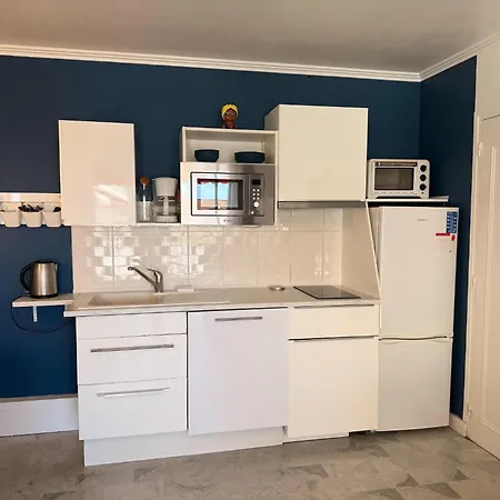Peaceful La Pinede For Couple Antibes