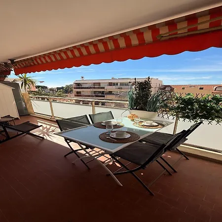 Appartement Peaceful La Pinede For Couple